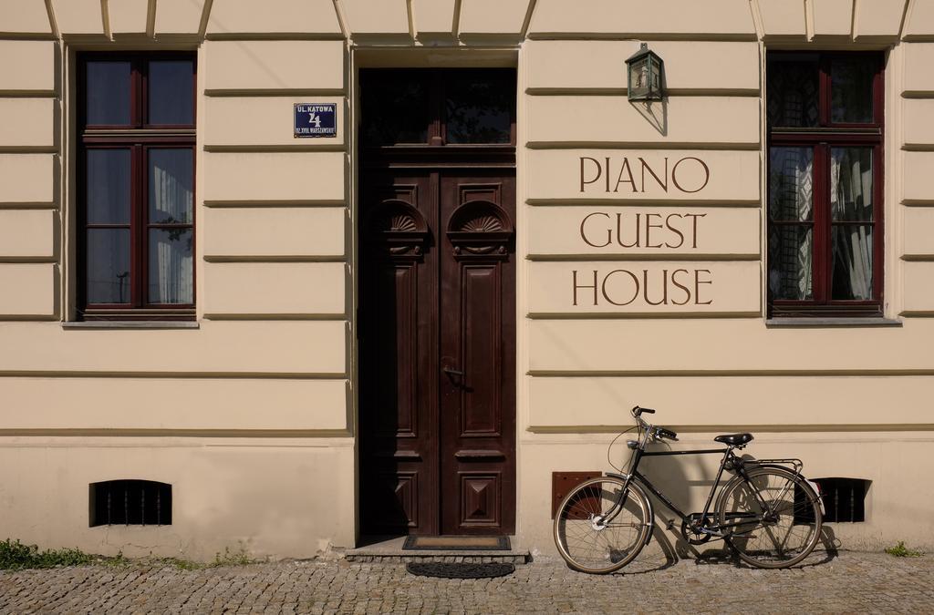 Piano Guest House Краков Экстерьер фото